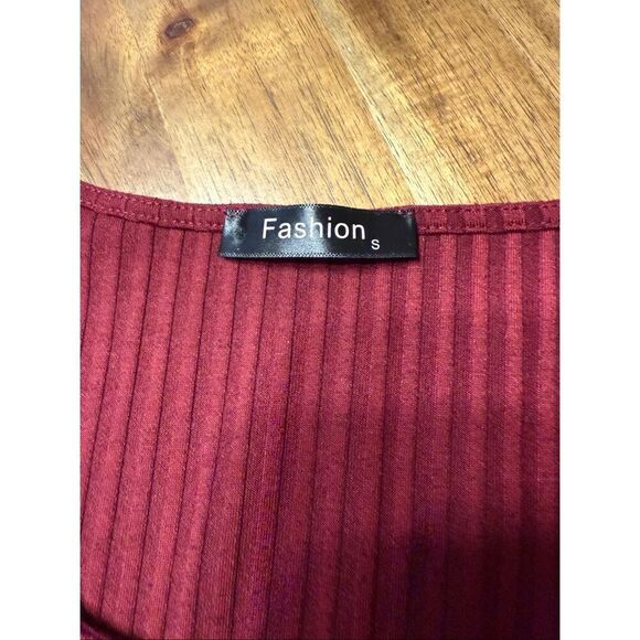 Ribbed Tie Front Midi Dress Burgundy Size Small - Picture 4 of 6